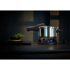 Schnellkochtöpfe|Induktionstöpfe|WMF Perfect One Pot Schnellkochtopf mit Dampfgareinsatz, 22 cm, 6,5 Liter