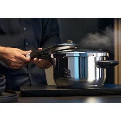 Induktionstöpfe|Schnellkochtöpfe|WMF Perfect Premium One Pot Schnellkochtopf, 22 cm, 3,0 Liter